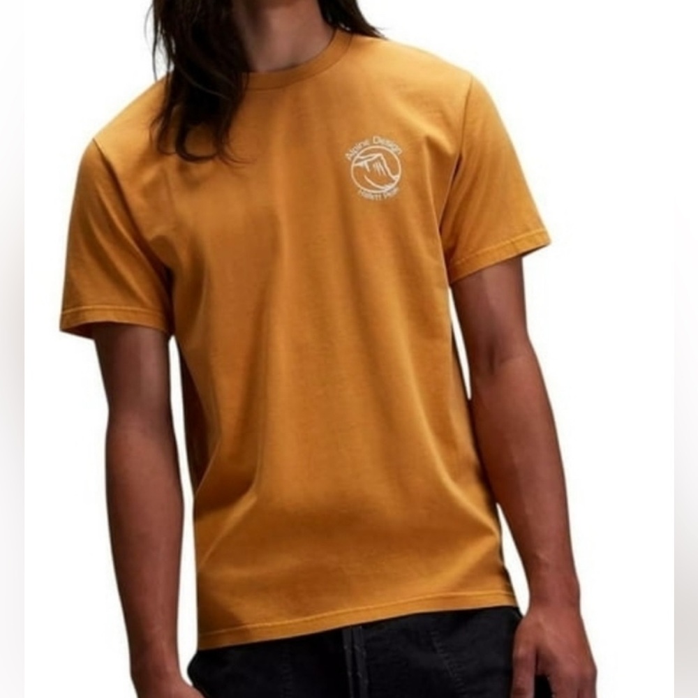 Alpine Design Golden Honey Short Sleeve graphic tshirt NWT XL casual dressy